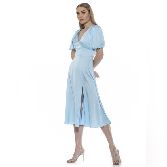 Alexia Admor Cinderella Blue Midi Dress - Picture 2 of 5
